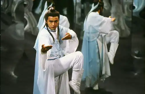 苗侨伟版楚留香高清剧照和郑少秋的楚留香相比,谁更胜一筹呢