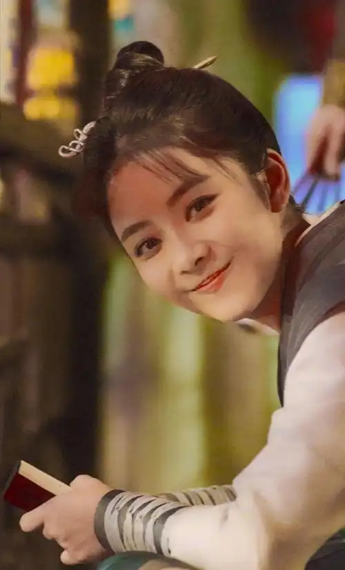 锦衣之下修图剧照台词
