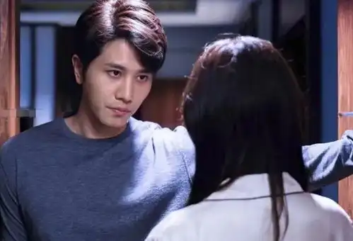 明晚开播王劲松又一悬疑大剧来袭,搭档彭冠英,演员阵容不错
