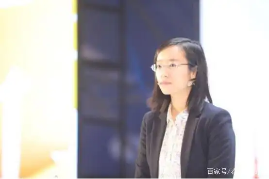 詹青云拒绝北大,宁愿让妈妈贷款100万,也要上哈佛的寒门姑娘