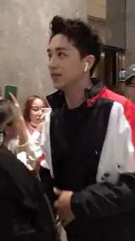 中国版浪漫满屋开机,女配角曝光,网友都为杨超越担心不已