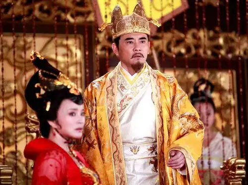 宰相写下青鹅二字被斩,百官不解,武则天你们把字拆开来读
