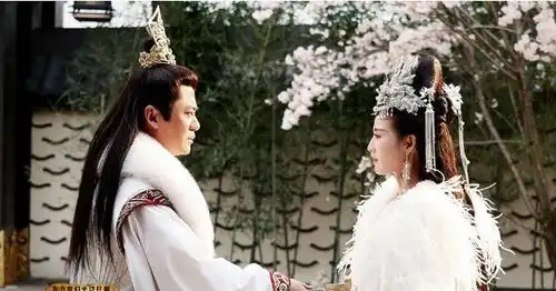 九州海上牧云记南枯明仪明明也是风华绝代,偏偏卑微进尘埃里
