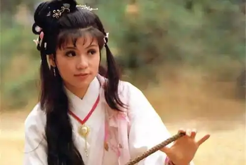 83版射雕梅超风近照曝光,童年阴影变成慈祥老太太
