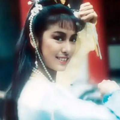 连成龙也没能追到手的女星,如今63岁一出场便惊艳了时光
