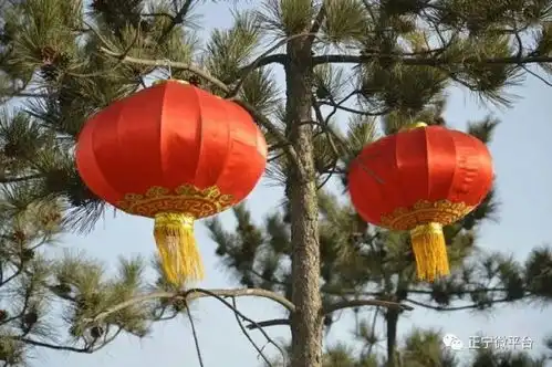 正宁县城大红灯笼高高挂