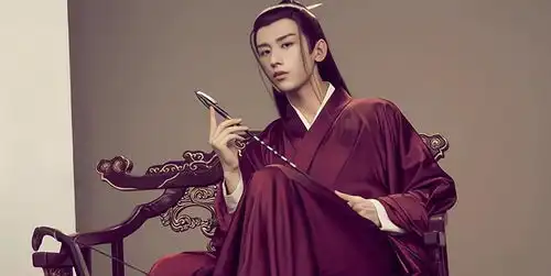 成毅与同公司女演员合作比他大整整十四岁,真的合适吗
