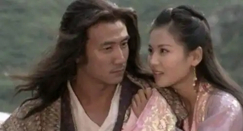 慕容复有希望复燕他有2张王牌,用好一张便有希望,他却不会用