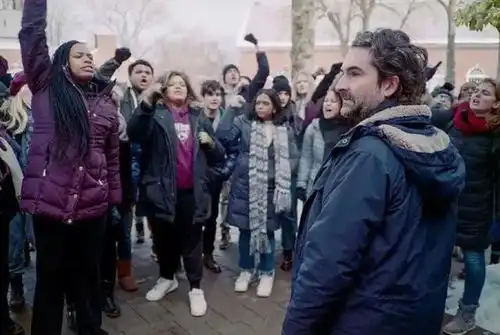 这部学术界的老友记,透视了文科教育的艰难处境读刊