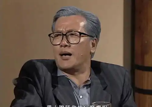 太心酸曾经风光的港剧演员,如今竟沦落到派传单送外卖
