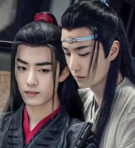魔道祖师剧照曝光,肖战和王一博比心,网友有点期待播出了