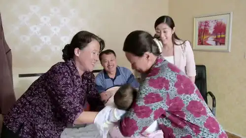 乡村爱情8永强娘来看孙子,怎料孙子开始认生,永强娘瞬间泪崩

