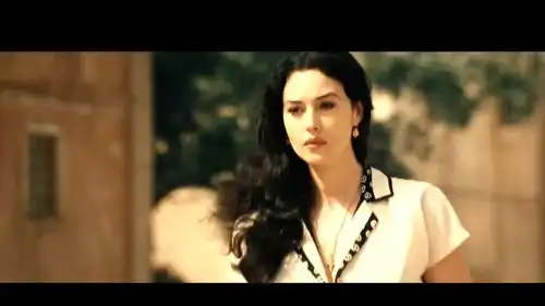 一群年轻小伙竟是这样看美女,简单粗暴电影西西里的美丽传说