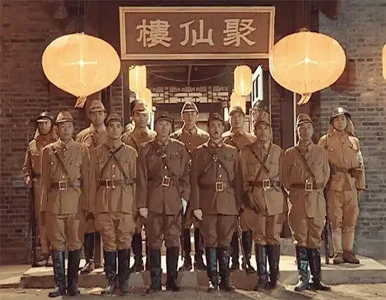 李云龙和楚云飞联手干掉数十名日伪军官为何不敢宣扬俩人都有短
