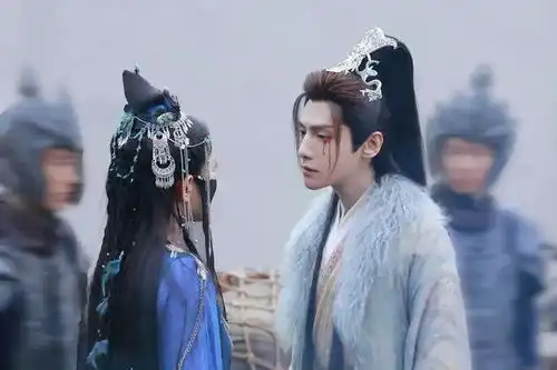 2023,你被癫剧pua了吗
