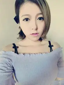 电竞主播神似泷泽萝拉女神苏叶薇
