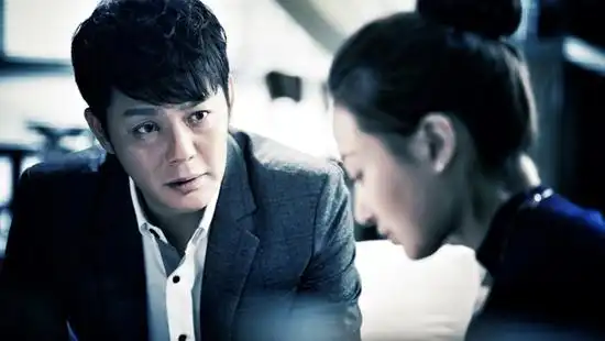 他到中年才走红,戏外却是渣男,为新欢抛弃了20年的妻子
