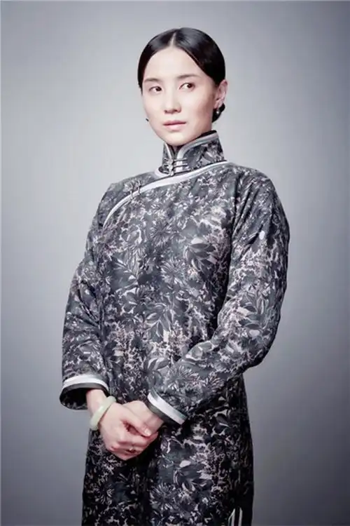 于凤至大张学良3岁,张作霖为什么一定要把她娶为自己儿媳妇