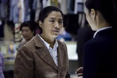 戏里又土又丑,戏外却是气质美女,她的淡泊名利让人敬佩