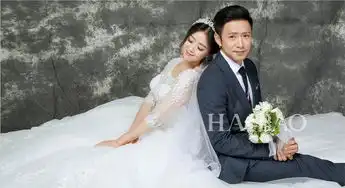 华妃蒋欣竟然嫁给了情深深雨蒙蒙的尓豪
