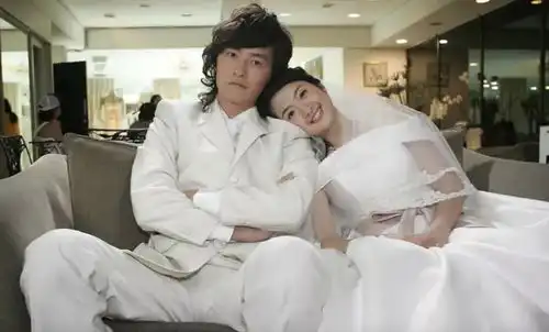 组图江直树郑元畅捧手绘绿植植树节祝喜欢的人栽你手里
