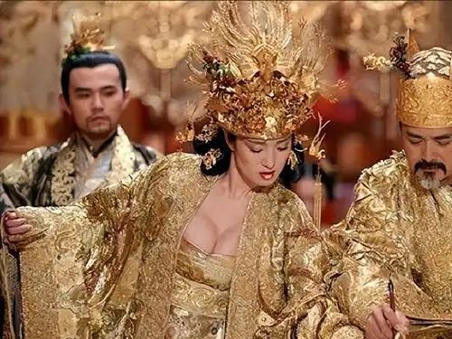 倪大红隐藏27年的妻子,竟然是倪萍的妹妹,结婚多年从未公开过
