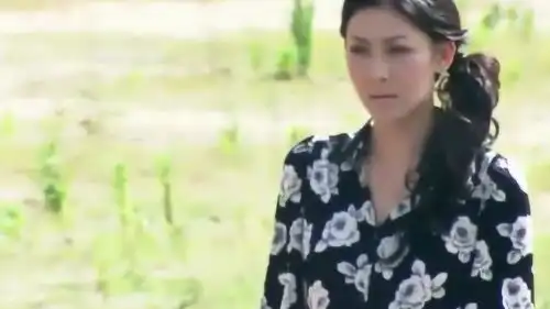 回家的诱惑艾莉一步步走向大海,她要为自己赎罪
