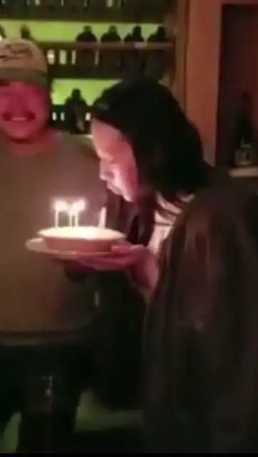 花木兰剧组为刘亦菲庆生仙女姐姐花木兰造型美出新高度