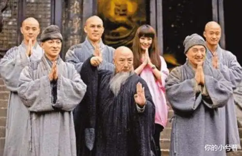 当年曾红极一时的武打演员成龙和李连杰都与他闹翻过