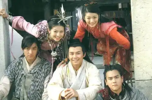 新版仙剑奇侠传路透,造型选角太普通,翻拍看着很三无
