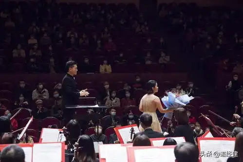 武汉爱乐乐团音乐季系列莱茵之声交响音乐会演奏成功
