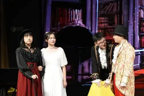 杭州二中国际少年研究员计划歌剧魅影期末演出圆满落幕