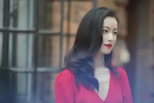 谋女郎不适合电视剧有人三部作品超8分,贡献十年最佳仙侠剧