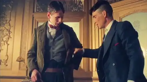 伯明翰大男孩基里安墨菲剃刀党混剪浴血黑帮
