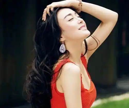两版一帘幽梦演员现状,陈德容和张嘉倪很幸福,曹颖变化太大