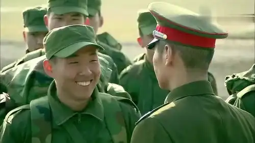 我是特种兵老炮选兵环境,这是看谁笑的最厉害选谁嘛