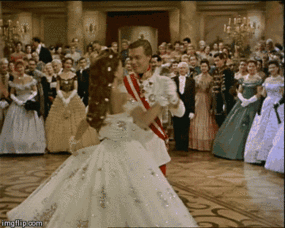 天啊茜茜公主正在环游中国,第一站就选择了阿拉上海