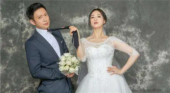 剧中的姐弟现实的夫妻相爱21年如同新婚甜蜜,如今再次大火
