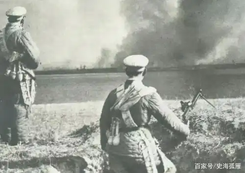 志愿军妻子万里寻夫,为赴朝鲜游过鸭绿江,却不知丈夫早已牺牲
