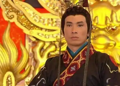 满城尽带黄金甲黄巢起义
