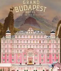 粉有格调,夏日旅途中的粉色时髦瞬间
