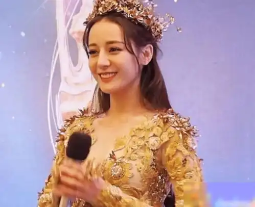 你是我的荣耀还在拍,热巴又一好消息官宣,不愧是金鹰女神