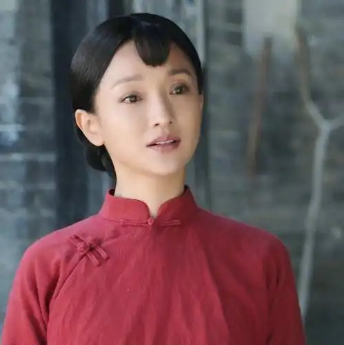 射雕英雄传六位黄蓉,有人自杀,有人息影,唯独她活成了影后
