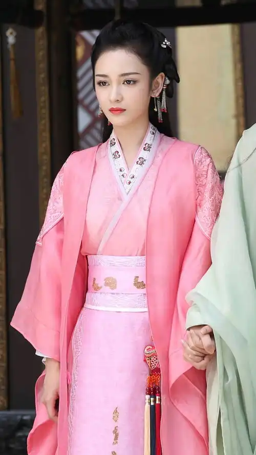 香蜜沉沉两位女配一个要成当家花旦,一个快要被遗忘
