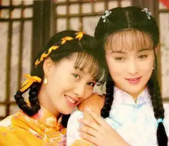 弱弱问一句,有没有人觉得朱茵在苍天有泪里面被蒋...