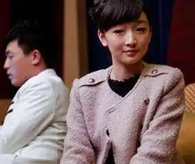 18岁被张艺谋选中爆红,演绎角色跨度超大
