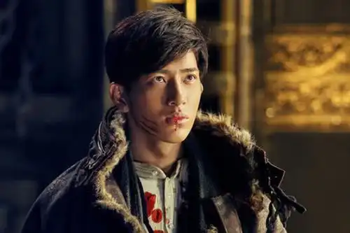 4个版本的张起灵,第3位被骂最惨,最后一位年纪轻轻备受夸赞
