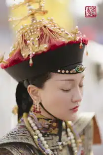 组图如懿传周迅封后照美如画戴后冠着朝服气场强大
