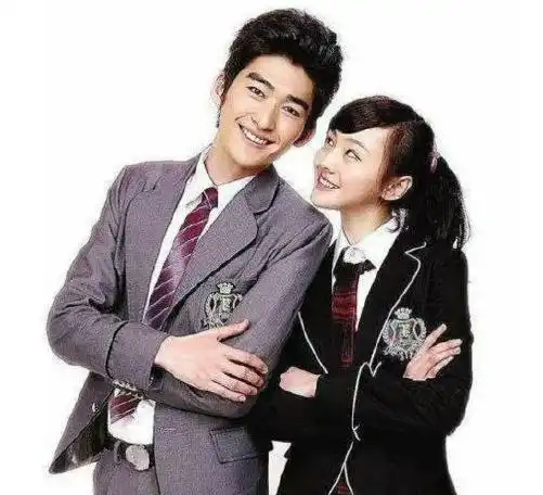 芒果跨年招商会,意难平cp用张翰郑爽合照的剪影,俩人要同台
