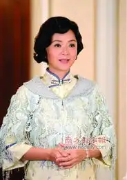 名媛望族首播获赞刘松仁含情目秒杀四位太太
